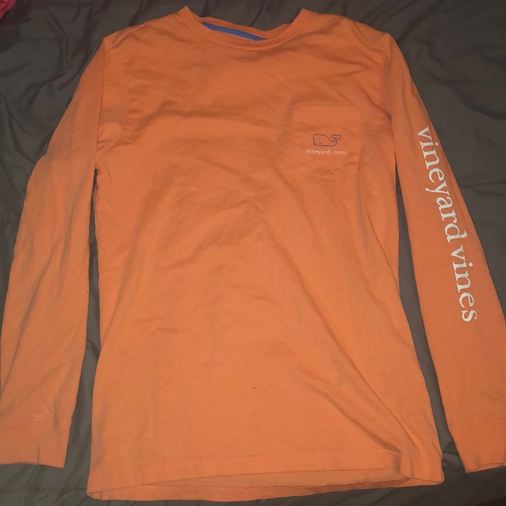 Long sleeve vineyard vines shirt